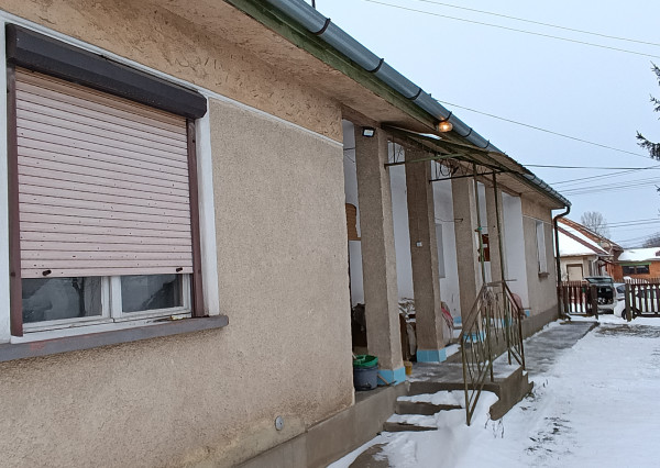 Rodinný dom v super lokalite obci Méra - 59000,-Eur