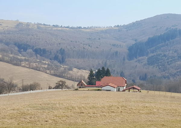 Exkluzívny pozemok s domom v srdci prírody  Žítková pri Trenčíne