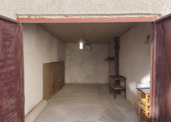 Garáž, v centre Prešova na Levočskej ulici, na predaj