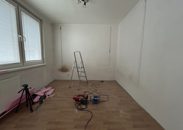 Predaj  3 izbový byt  - Levice (023-113-MIJKa)