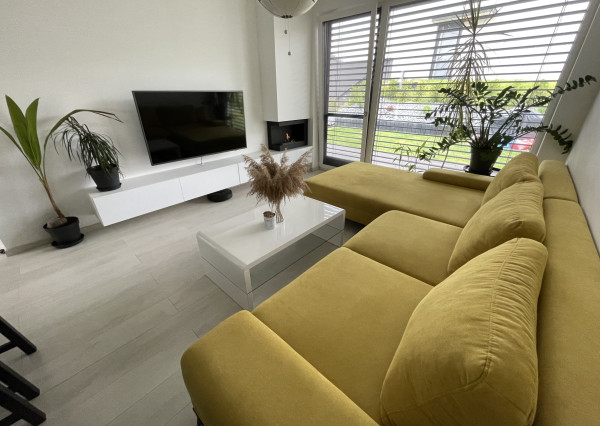 Prvotriedne bývanie - 3-izbový apartmán  (001-113-JFE)