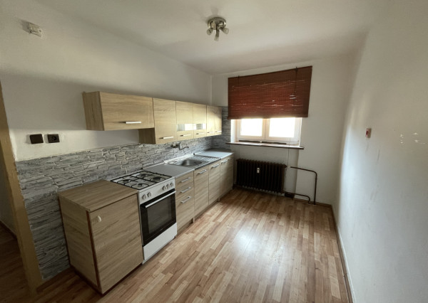 Predaj 2 izbový byt Handlová, ul. 29. augusta  037-112-ZUPIa