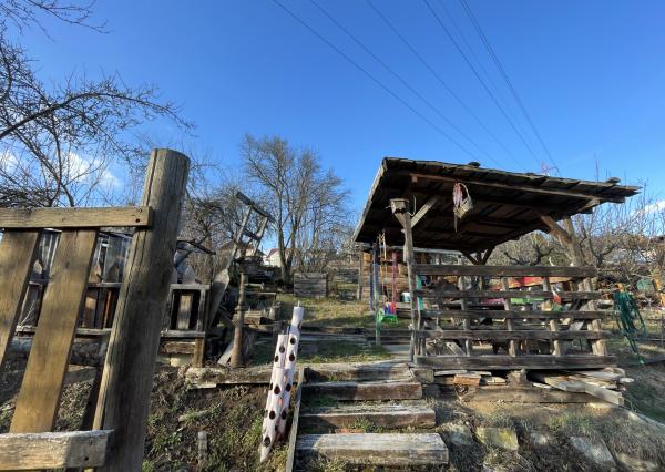 Predaj záhrady v sade 600 ročnice (031-13-ZUPIa)