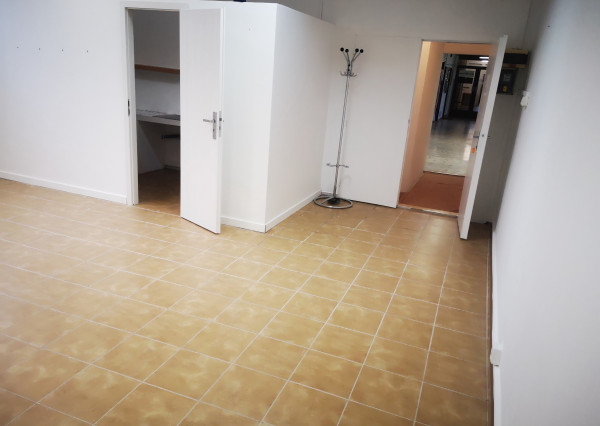 Prenájom kancelárskych priestorov – vhodné aj na kozmetiku – Dom Matice slovenskej, Galanta ID 037-28-EVBA