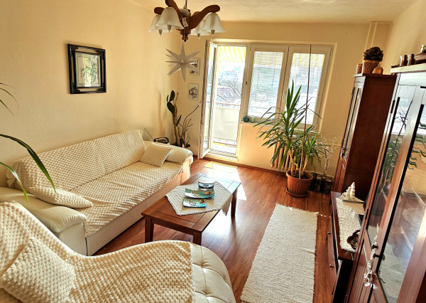 ZARIADENÝ 2-IZBOVÝ BYT S BALKÓNOM V CENTRE RIMAVSKEJ SOBOTY