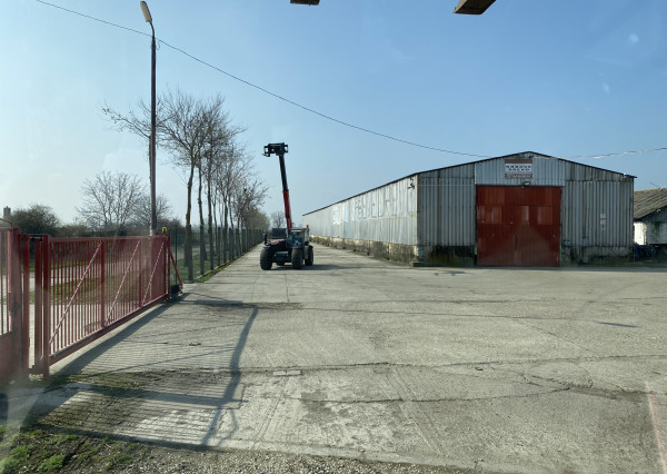 Skladová hala 1000 m² + spevnená plocha 2000 m² – Tvrdošovce, okres Nové Zámky  ID 003-14-BEST