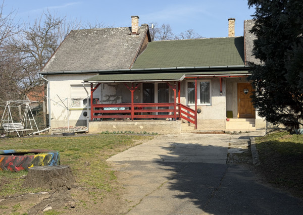 Rodinný dom vo veľmi tichom ukrytom mieste v Encs ,Maďarsko