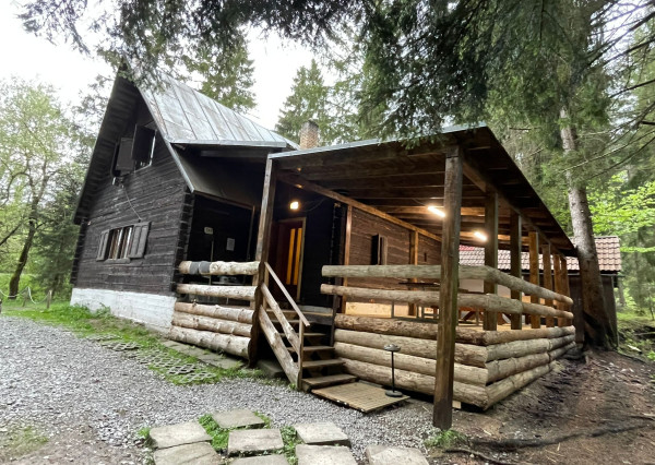 Predaj, chata, 160m2,  Oščadnica, okres Čadca (836-12-JAS)