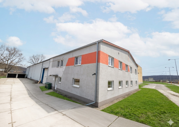 Znížená Cena Priemyselný areál pri Novom Meste nad Váhom