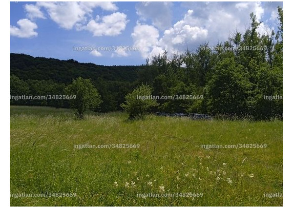 Pozemok v obci Fony v Maďarku  s výmerou 1023 m2-PREDAJ