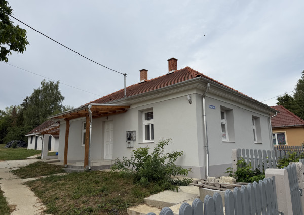 Zrekonštruovaný dom v obci Gagyvendégi, 20 min od Buzice