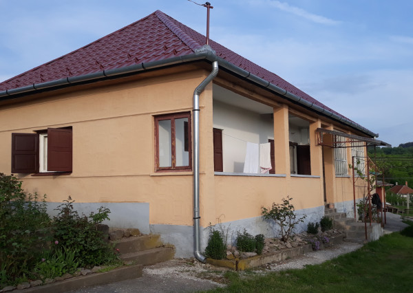 Zrekonštruovaný rodinný dom v obci Fony, Maďarsko - PREDAJ