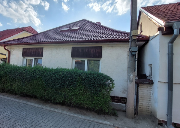 Na predaj rodinný dom v meste Piešťany ID 231-12-LUGUa