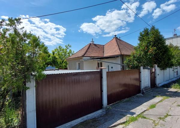 Na predaj rodinný dom v obci Krtovce ID 232-12-LUGUE