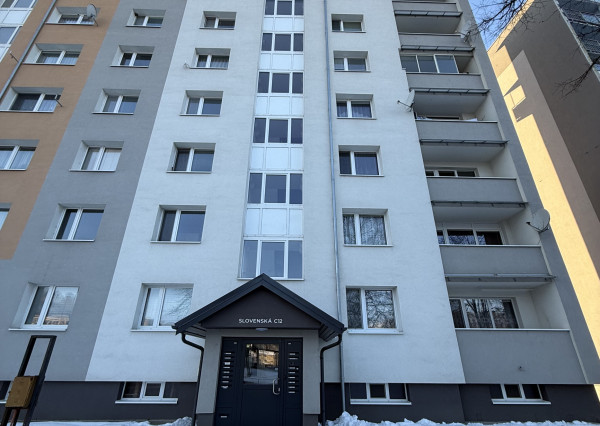 2.5 izbový byt s logiou na Slovenskej ulici na predaj