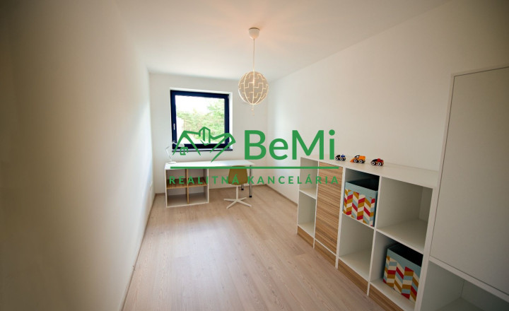 Rodinný dom na predaj v obci Borský Mikuláš - fotografia 17