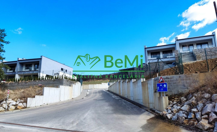Investicný Stavebný Pozemok Kubrá  008-14-ROHOa