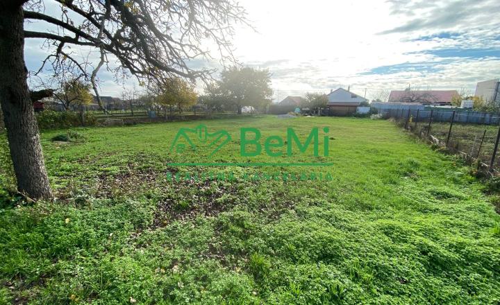 Pozemok 780 m2 Cabaj - Čápor (časť Cabaj) ID 351-14-MIG - fotografia 1