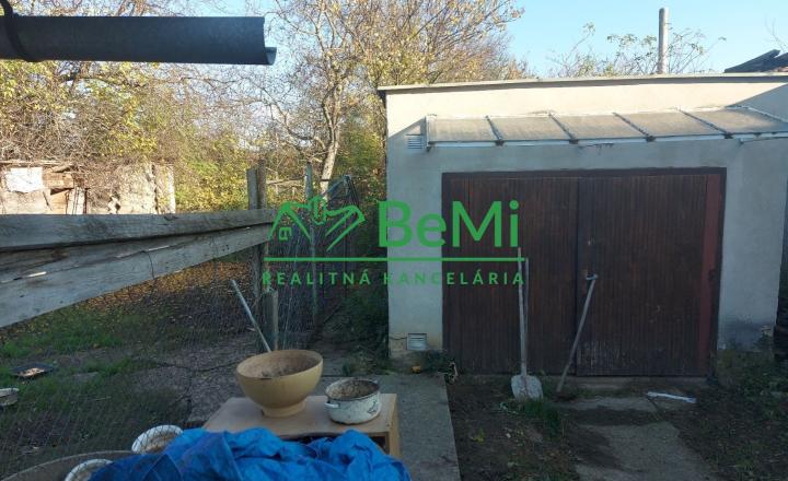 Predaj starší rodinný dom Vráble, 1034m2, NR (107-12-ERF) - fotografia 15