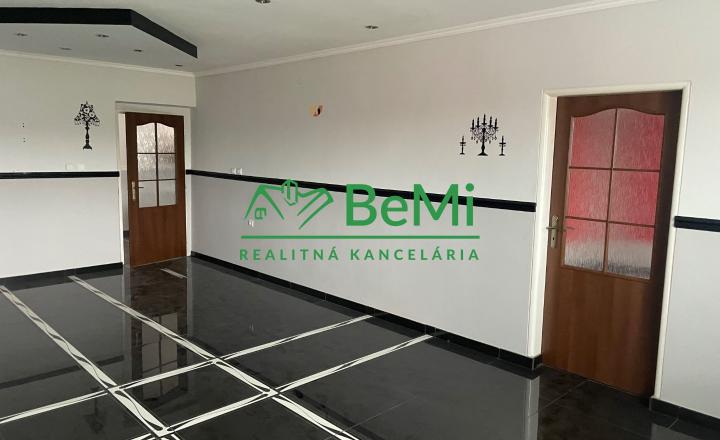ZNÍŽENÁ CENA! Exkluzívne!  Rodinný dom na predaj, Sečovce - fotografia 11