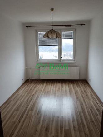 Predaj: 3 izbový byt, 69,66 m2, Čadca ( 230-113-MACHa) - fotografia 3