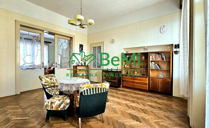 RODINNÁ VILA V CENTRE RIMAVSKEJ SOBOTY -EXKLUZÍVNE NA PREDAJ - fotografia 27