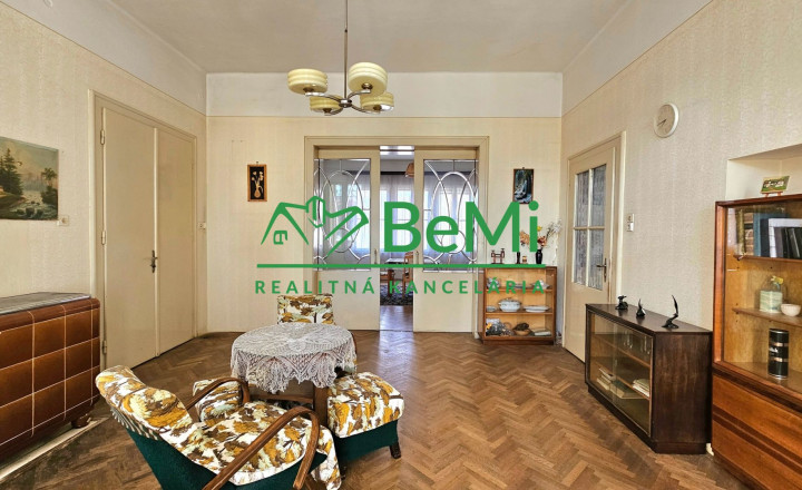 RODINNÁ VILA V CENTRE RIMAVSKEJ SOBOTY -EXKLUZÍVNE NA PREDAJ - fotografia 33