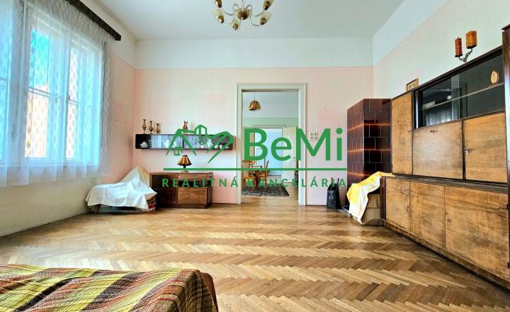 RODINNÁ VILA V CENTRE RIMAVSKEJ SOBOTY -EXKLUZÍVNE NA PREDAJ - fotografia 37