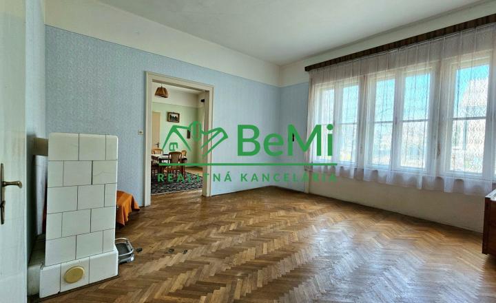 RODINNÁ VILA V CENTRE RIMAVSKEJ SOBOTY -EXKLUZÍVNE NA PREDAJ - fotografia 39