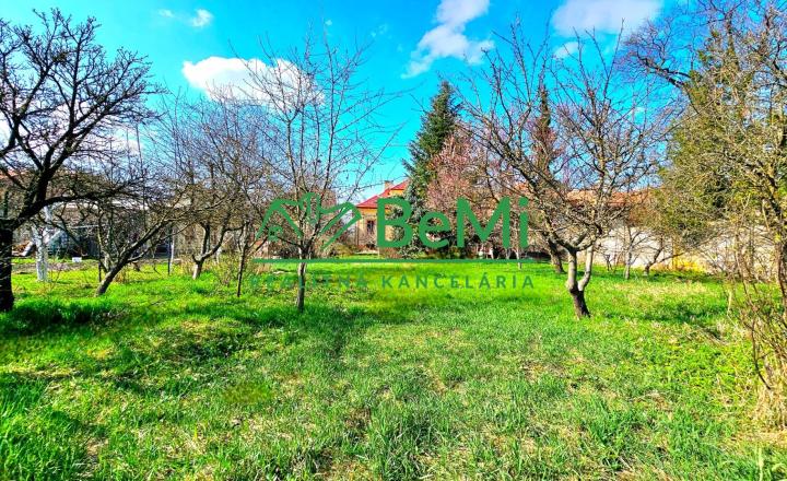 RODINNÁ VILA V CENTRE RIMAVSKEJ SOBOTY -EXKLUZÍVNE NA PREDAJ - fotografia 44