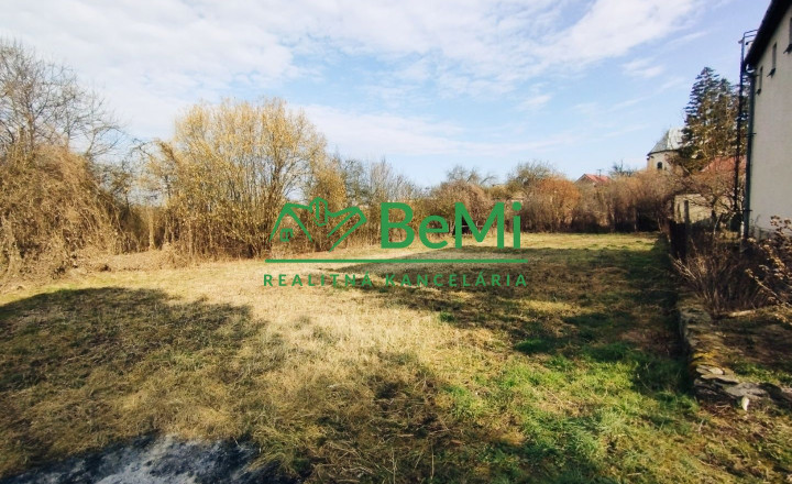 Stavebný pozemok-Trebeľovce- na predaj - fotografia 1