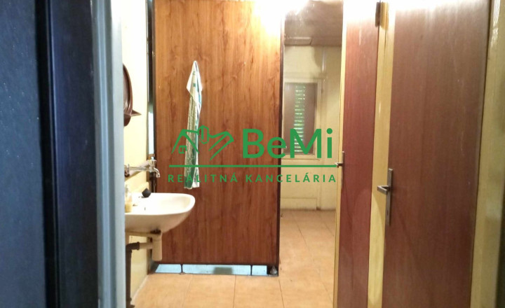 Predaj pohostinstva - Veľké Kozmálovce ( 009-18-HEKAa ) - fotografia 8