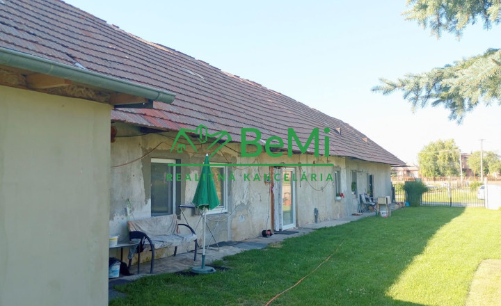 Predaj dvojgeneračného rodinného domu - Tekovské Lužany ( 020-12-HEKA) - fotografia 1