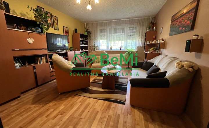 Predaj  4 izbový byt  - Kalná nad Hronom (035-114-MIJK)