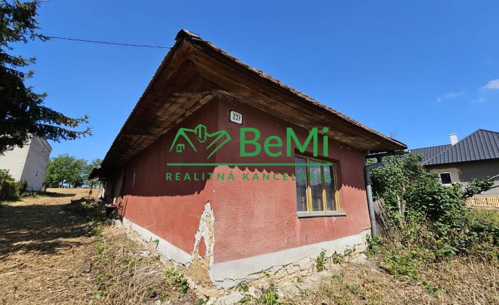 Pozemok so starším domom v obci Malé Chyndice ID 239-14-MIGa - fotografia 8