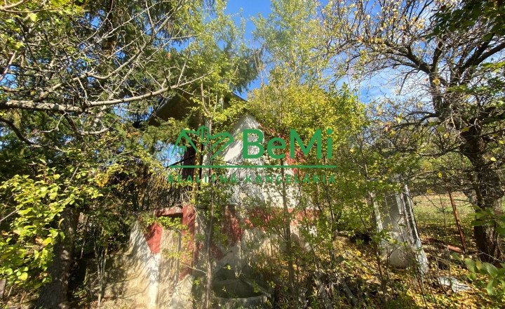 Pozemky Nitra Dražovce " pod Zoborom " ID 528-14-MIG - fotografia 5