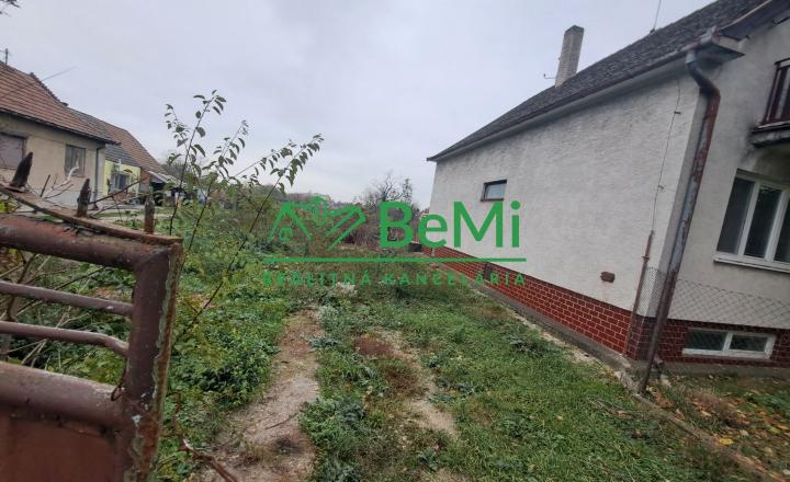 Stavebný pozemok - 977m2,Čierny Brod. - fotografia 4