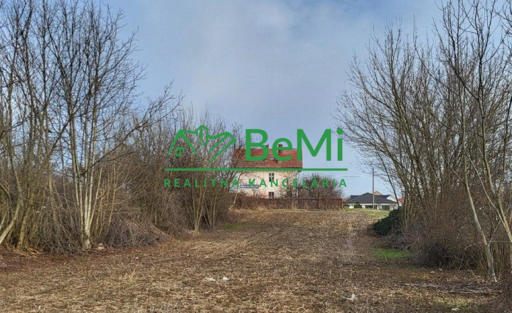 PREDAJ - STAVEBNÝ POZEMOK TESÁRSKE MLYŇANY ID 002-14-FIJA - fotografia 5