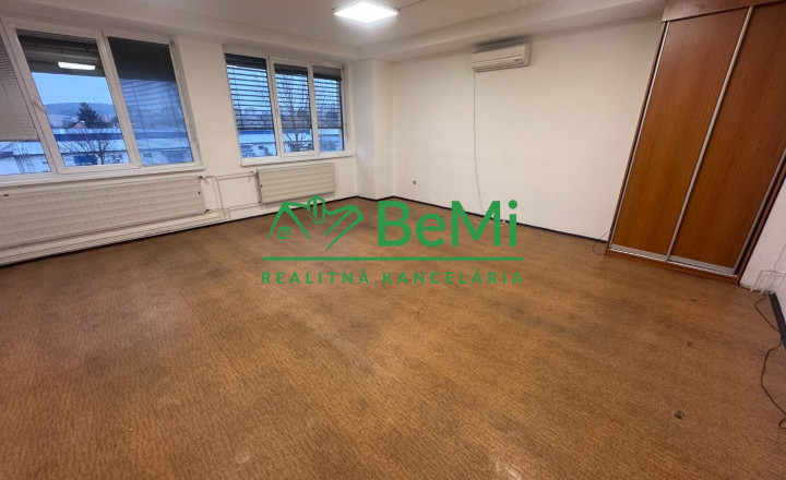NA PRENÁJOM – kancelárske priestory od 15 do 54 m2, Nitra – Mlynárce - fotografia 4