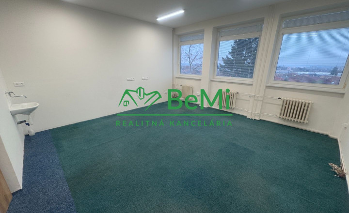 NA PRENÁJOM – kancelárske priestory od 18 do 37 m2, Nitra – Chrenová - fotografia 7