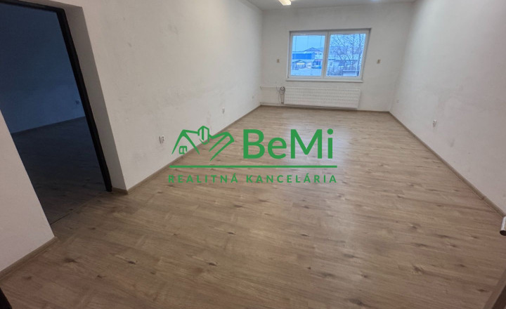 NA PRENÁJOM – kancelárske priestory o celkovej výmere 158 m2, Nitra – Mlynárce - fotografia 4