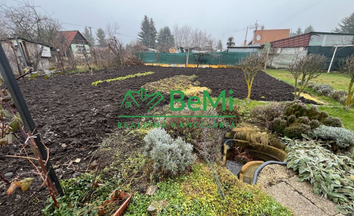 Predaj  záhradná  rekreačnej chata so záhradou -  Levice (071-13-MIJK) - fotografia 6