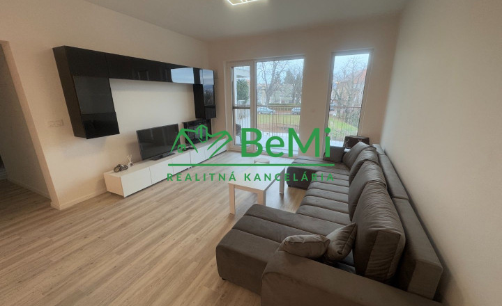 Luxusný 3-izbový byt s parkovacím miestom v srdci Nitry – Orbis Premium - fotografia 3