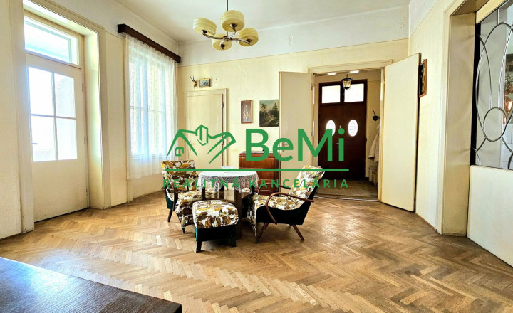 RODINNÁ VILA V CENTRE RIMAVSKEJ SOBOTY -EXKLUZÍVNE NA PREDAJ - fotografia 2