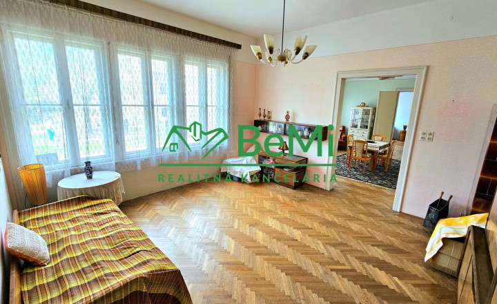 RODINNÁ VILA V CENTRE RIMAVSKEJ SOBOTY -EXKLUZÍVNE NA PREDAJ - fotografia 6