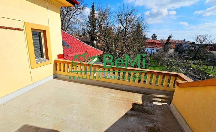 RODINNÁ VILA V CENTRE RIMAVSKEJ SOBOTY -EXKLUZÍVNE NA PREDAJ - fotografia 13