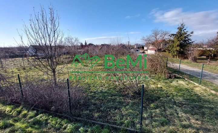 Exkluzívne na predaj vidiecky dom s veľkým pozemkom Jacovce - fotografia 22
