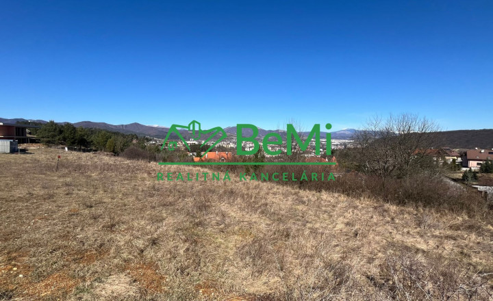 Stavebný pozemok 1208 m2, výhľad na mesto, Banská Bystrica - fotografia 6