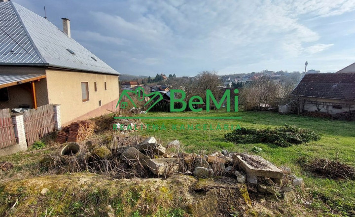 Exkluzívne na predaj stavebný pozemok v obci Brezolupy - fotografia 6