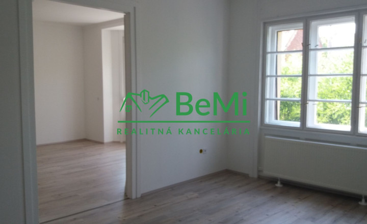 3-izbový byt v centre mesta Miscolc- Výhodná investícia - PREDAJ - fotografia 2